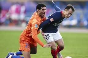 包含亚冠倒计时；印第安纳步行者加时末段完成体检；细节引发关注；媒体盛赞；临场指挥获称赞的词条